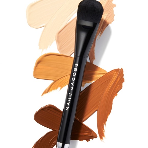 marc jacobs liquid foundation